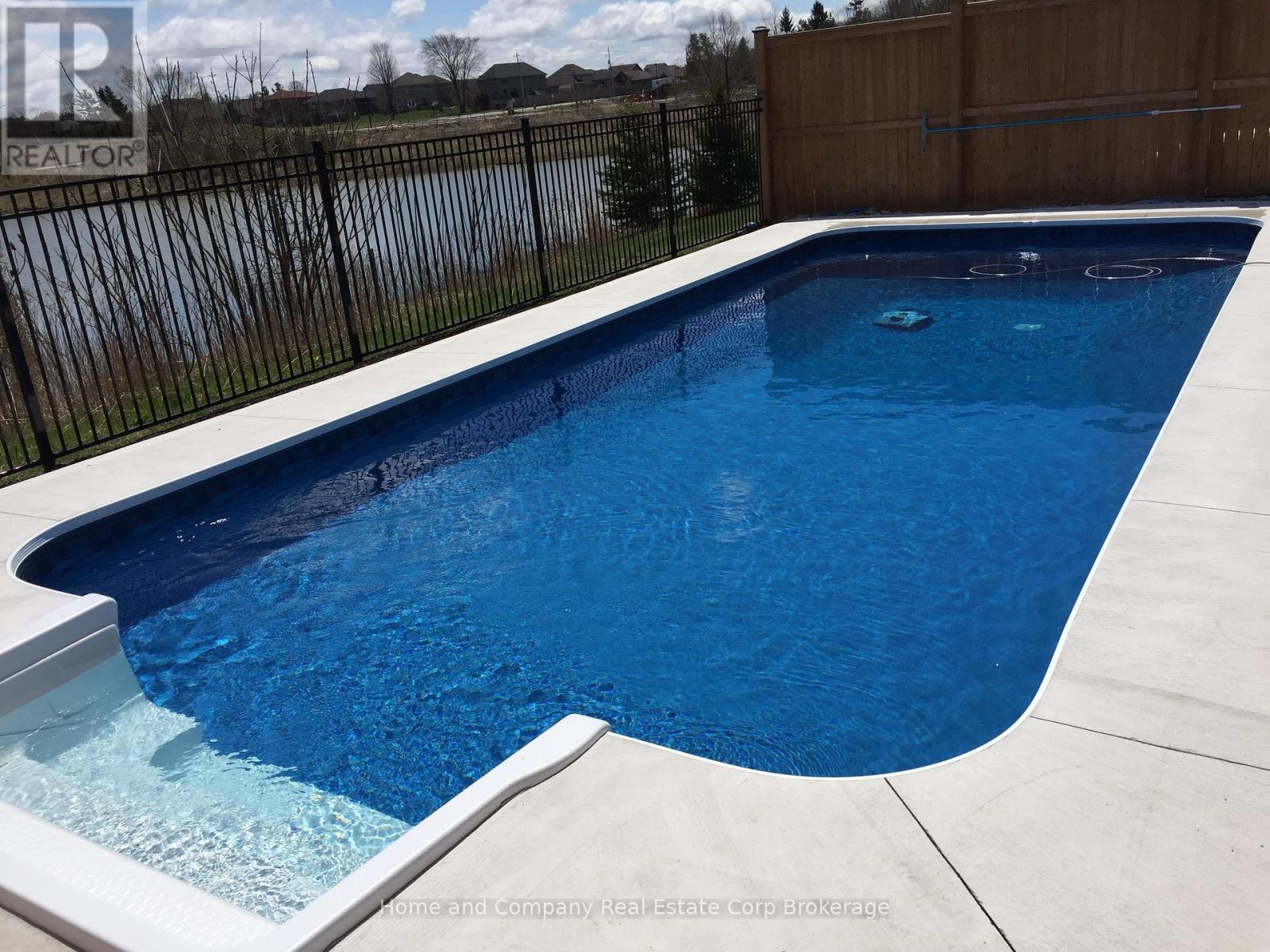 81 Thomas Street Street, Stratford, Ontario  N5A 0B9 - Photo 43 - X12811324