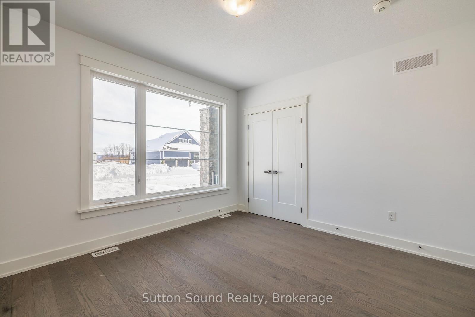 116 Laurens Lane, Georgian Bluffs, Ontario  N0H 1S0 - Photo 23 - X12811350