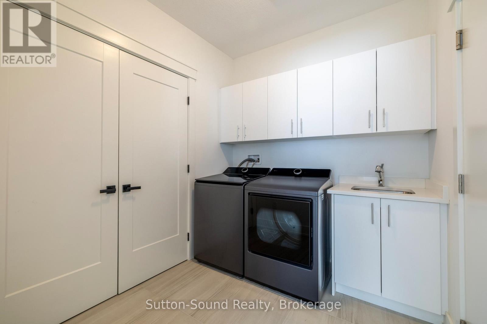 116 Laurens Lane, Georgian Bluffs, Ontario  N0H 1S0 - Photo 26 - X12811350