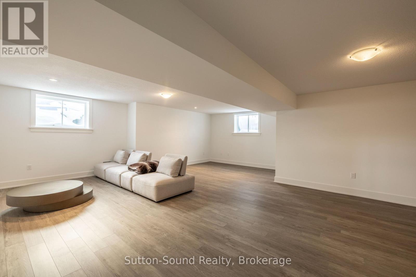 116 Laurens Lane, Georgian Bluffs, Ontario  N0H 1S0 - Photo 28 - X12811350