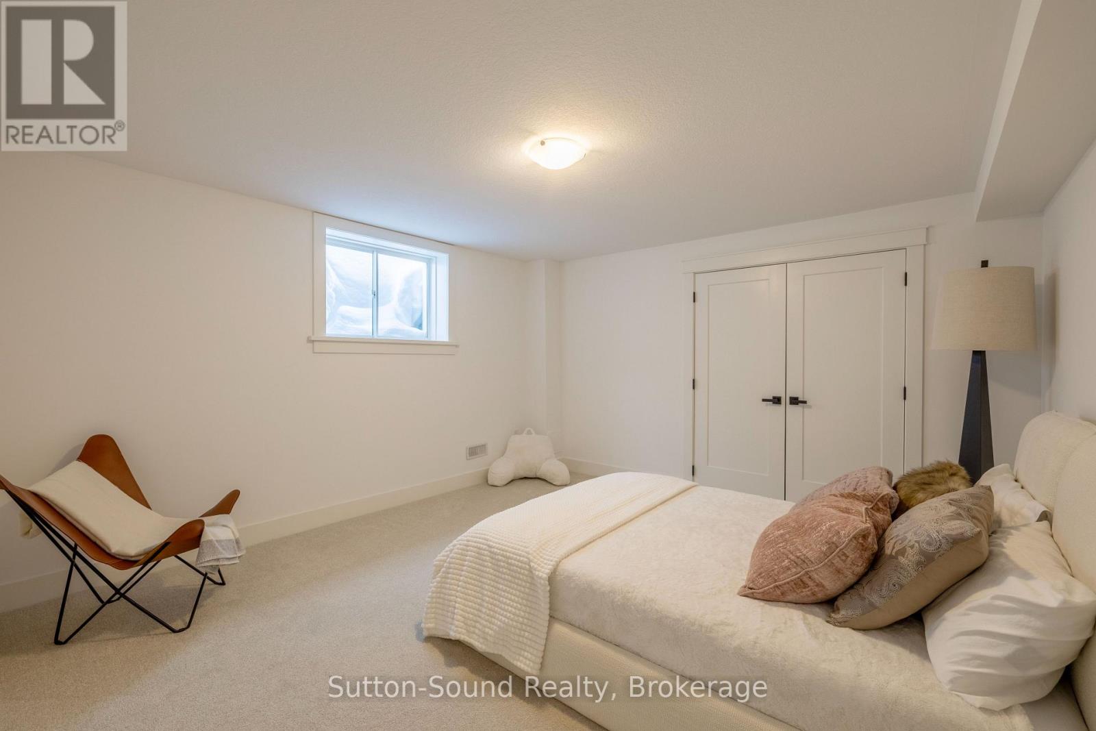 116 Laurens Lane, Georgian Bluffs, Ontario  N0H 1S0 - Photo 32 - X12811350