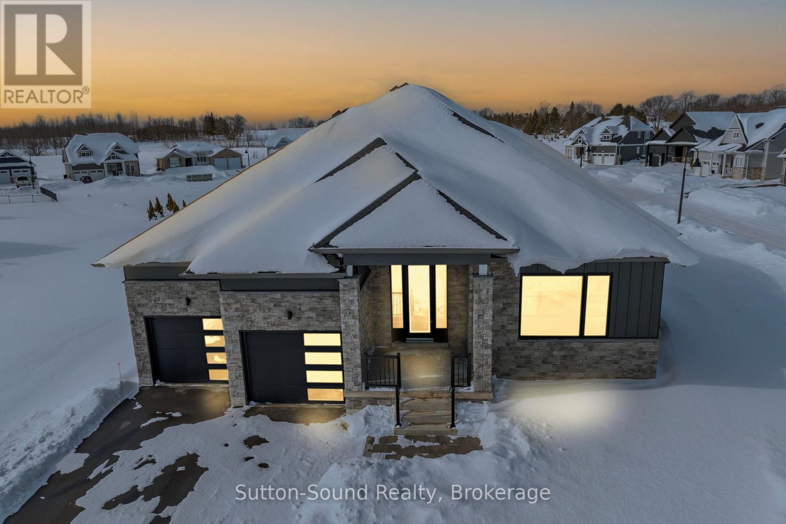 116 Laurens Lane, Georgian Bluffs, Ontario  N0H 1S0 - Photo 35 - X12811350