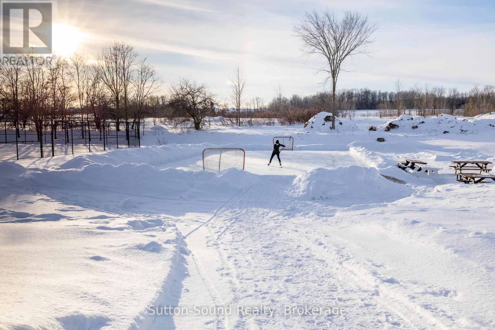 116 Laurens Lane, Georgian Bluffs, Ontario  N0H 1S0 - Photo 41 - X12811350
