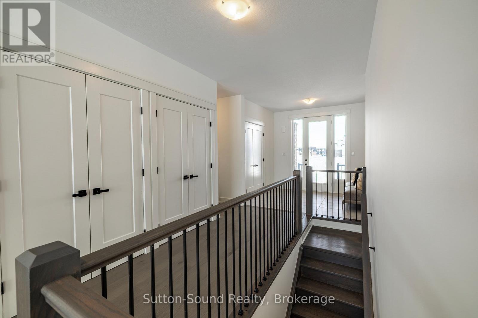 116 Laurens Lane, Georgian Bluffs, Ontario  N0H 1S0 - Photo 6 - X12811350