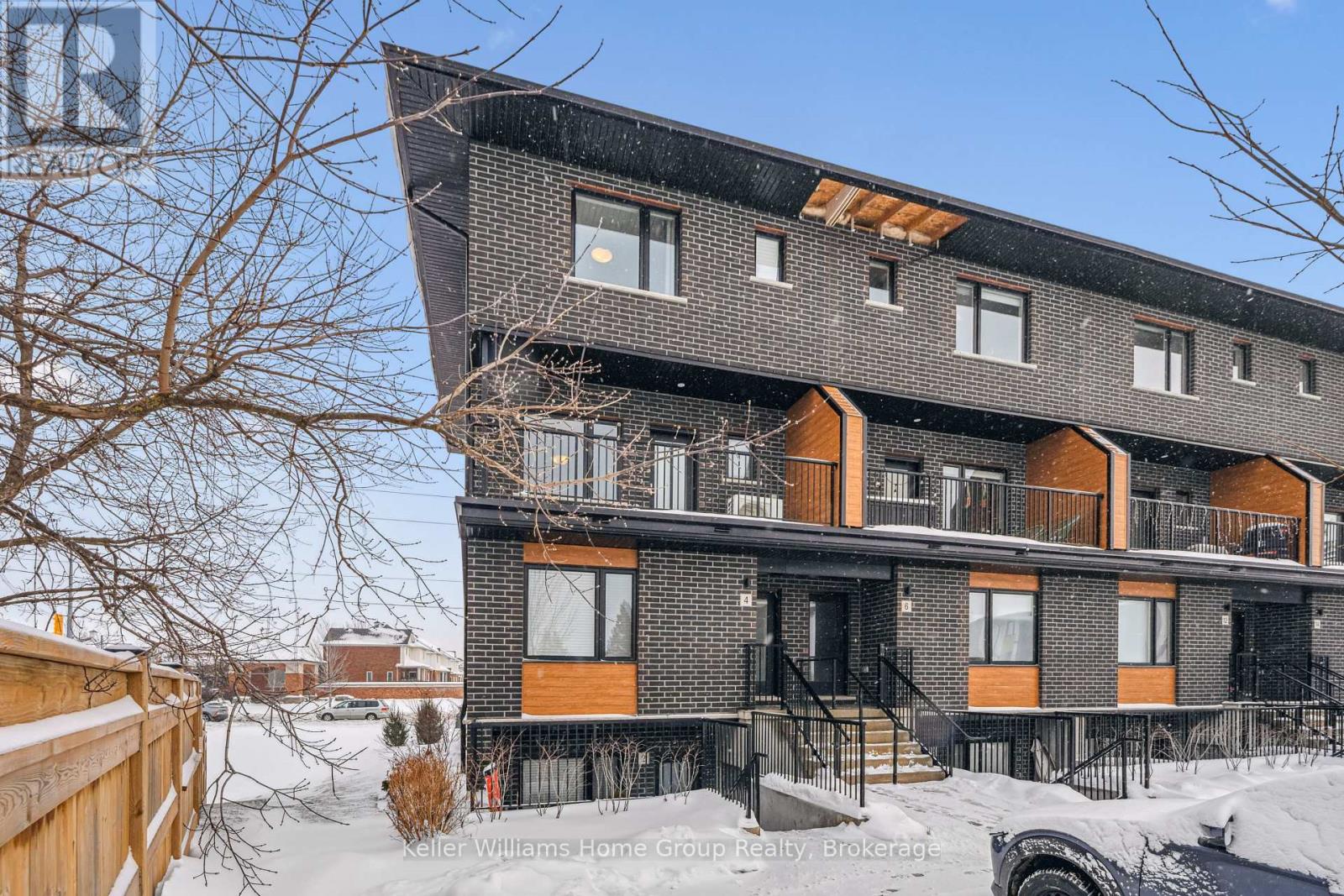 4 Duggan Lane, Guelph (Clairfields/hanlon Business Park), Ontario  N1L 1E1 - Photo 2 - X12811366