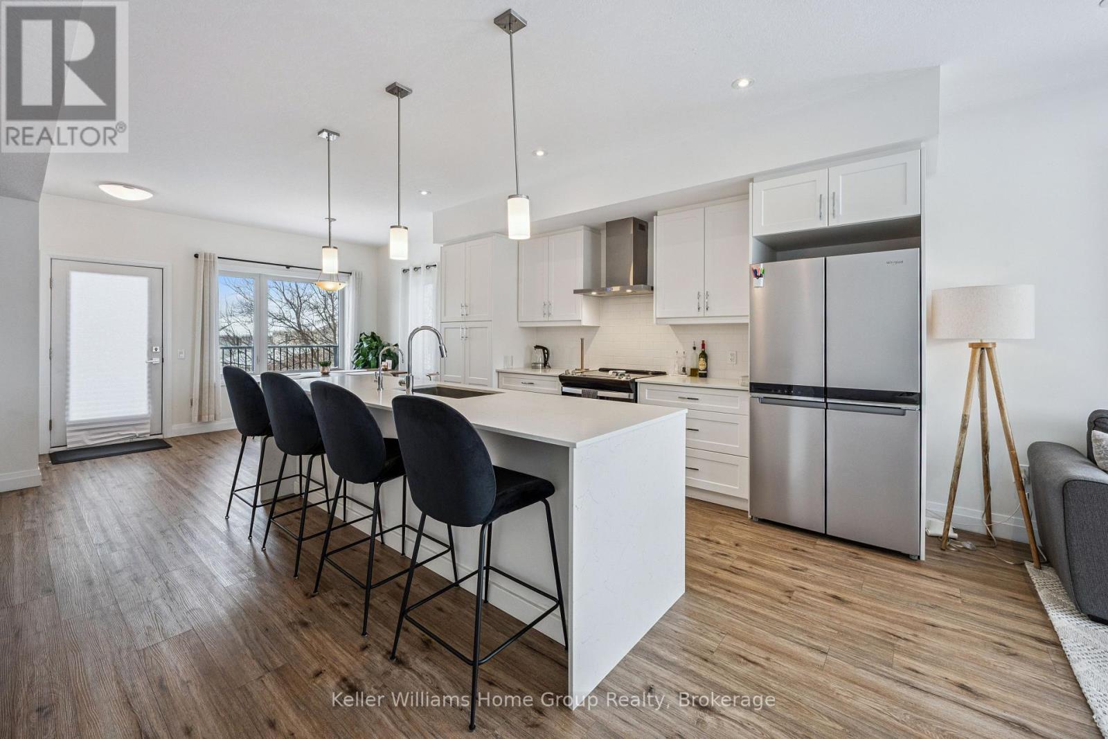 4 Duggan Lane, Guelph (Clairfields/hanlon Business Park), Ontario  N1L 1E1 - Photo 6 - X12811366