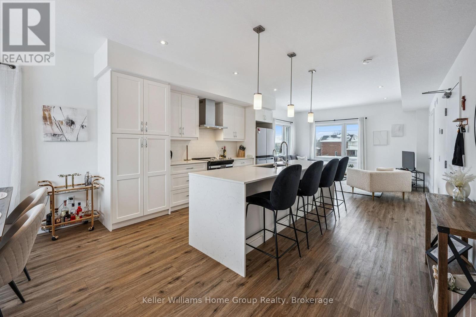 4 Duggan Lane, Guelph (Clairfields/hanlon Business Park), Ontario  N1L 1E1 - Photo 7 - X12811366