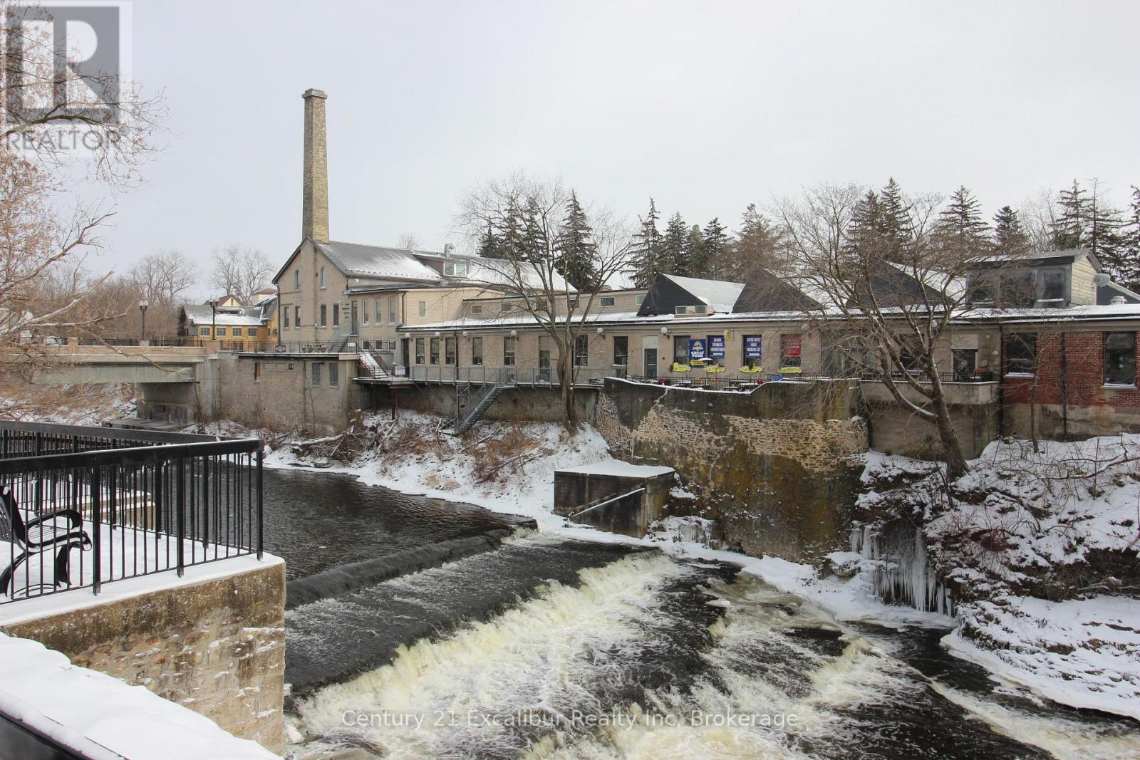 6 - 105 QUEEN STREET W, Centre Wellington, Ontario