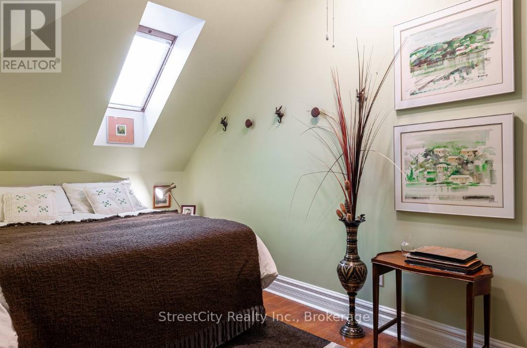 184 Brunswick Street, Stratford, Ontario  N5A 3M3 - Photo 14 - X12811482