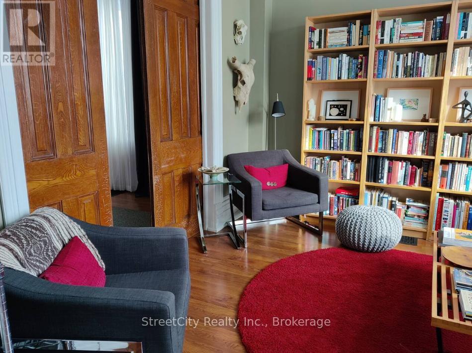 184 Brunswick Street, Stratford, Ontario  N5A 3M3 - Photo 7 - X12811482