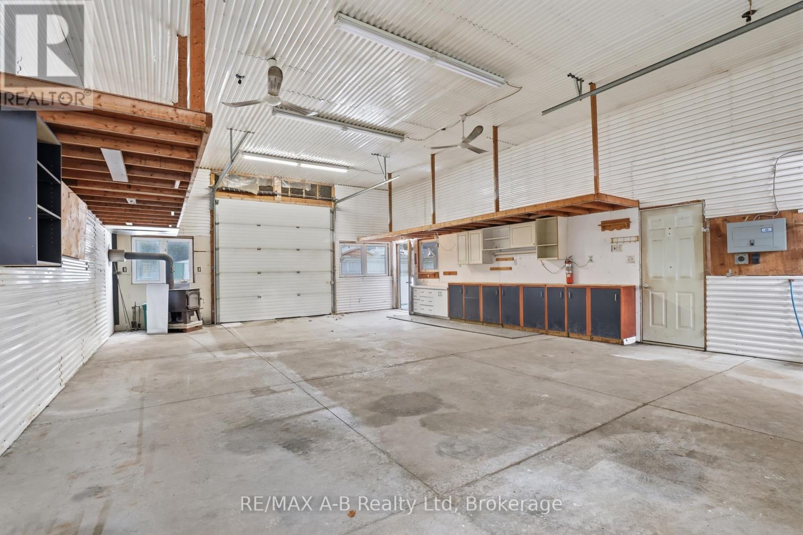 307 Nelson Street, Stratford, Ontario  N5A 2K5 - Photo 33 - X12811596