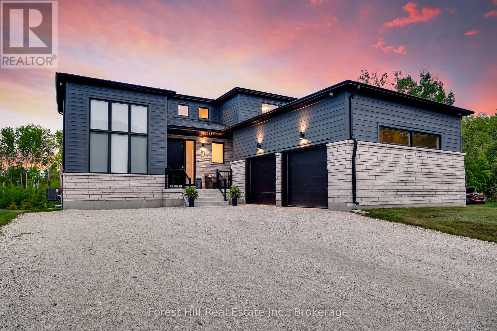 87 GOLDIE COURT, Blue Mountains, Ontario