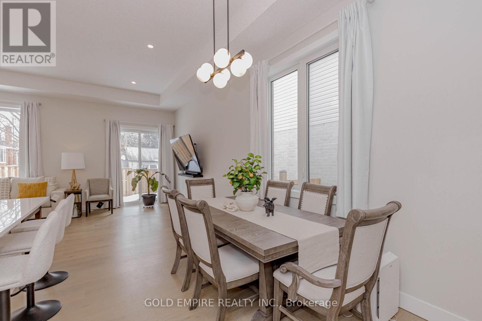 18 - 7966 Fallon Drive, Lucan Biddulph, Ontario  N0M 1V0 - Photo 12 - X12811332