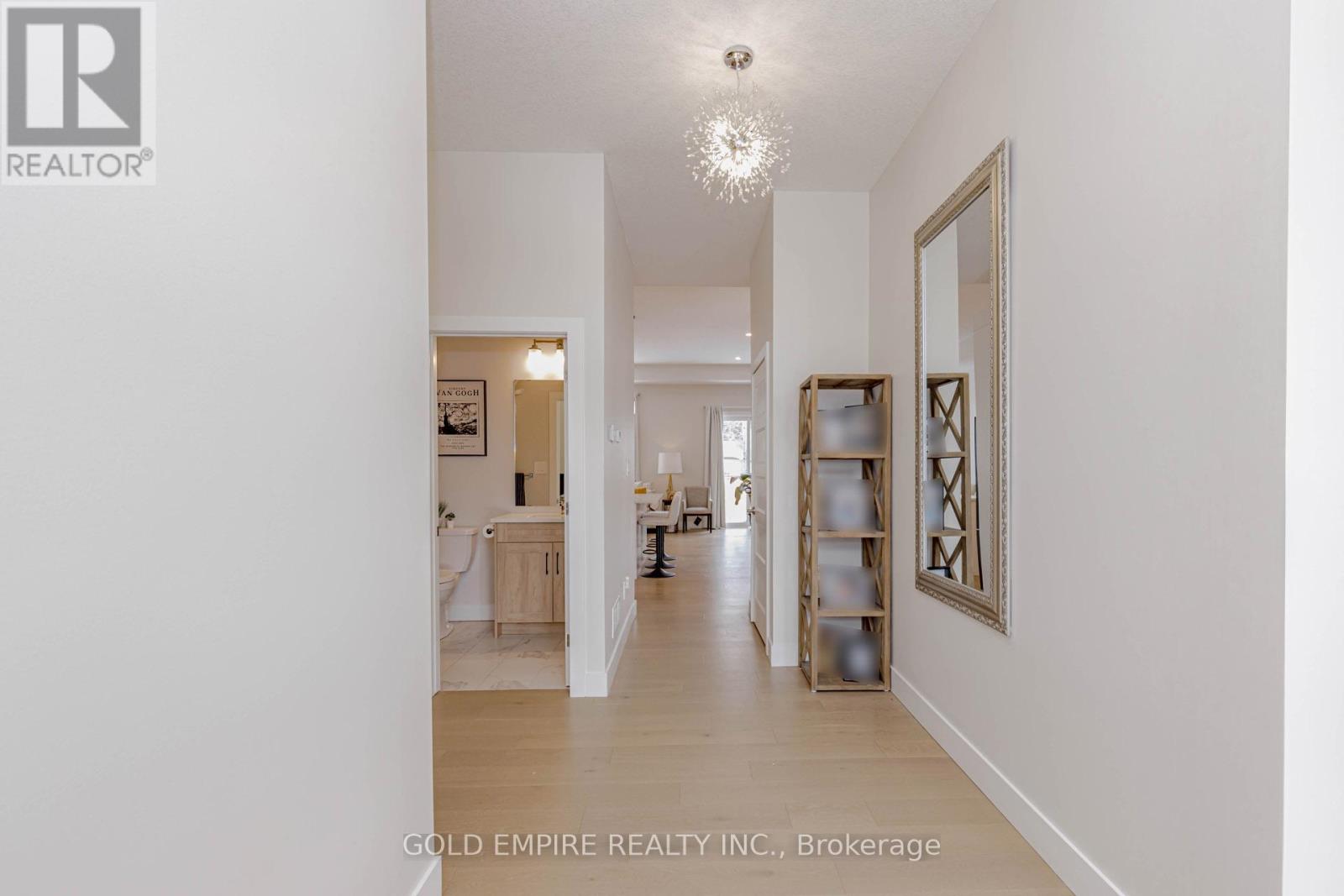 18 - 7966 Fallon Drive, Lucan Biddulph, Ontario  N0M 1V0 - Photo 6 - X12811332