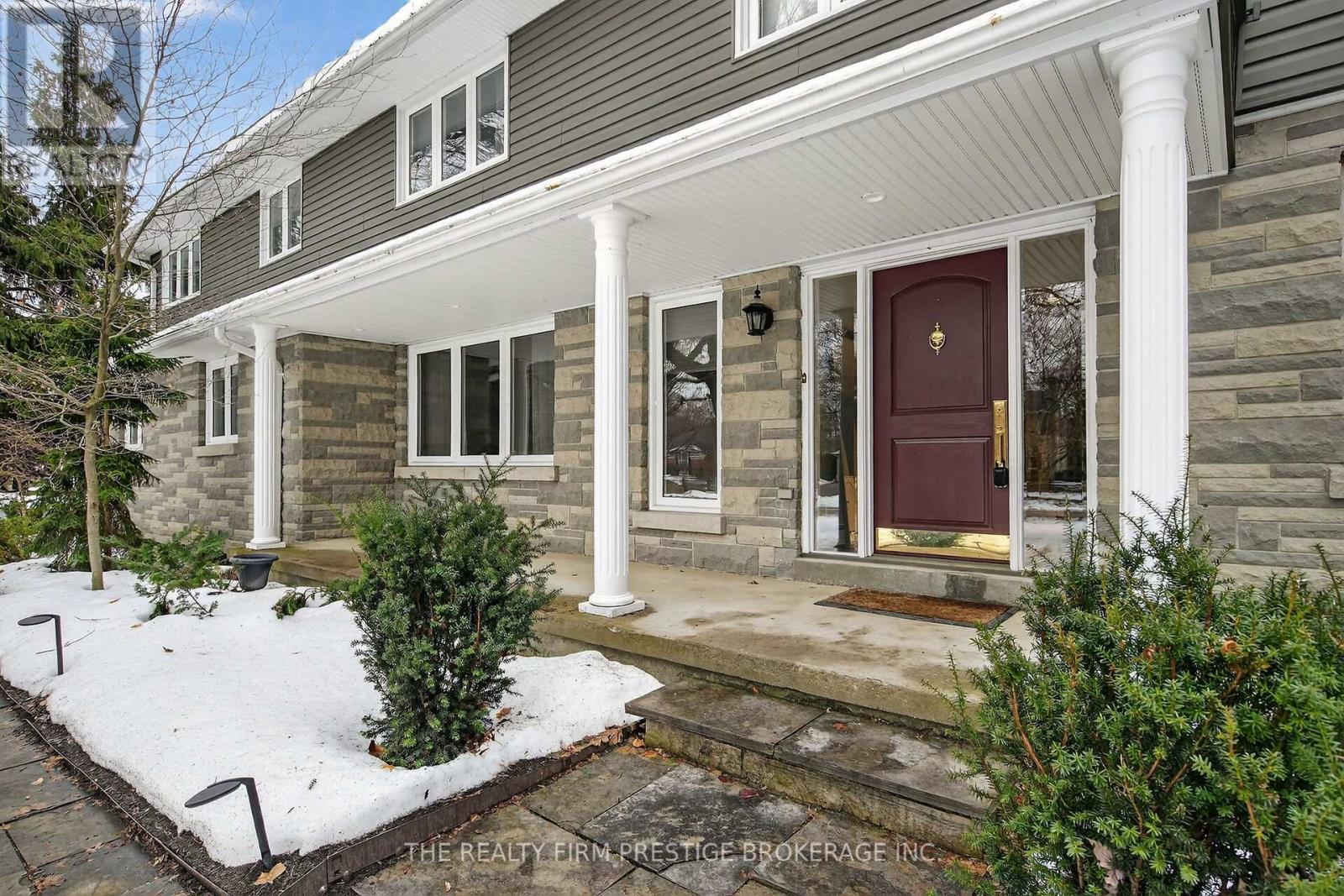 1597 Ryersie Road, London North, Ontario  N6G 2S2 - Photo 2 - X12811334