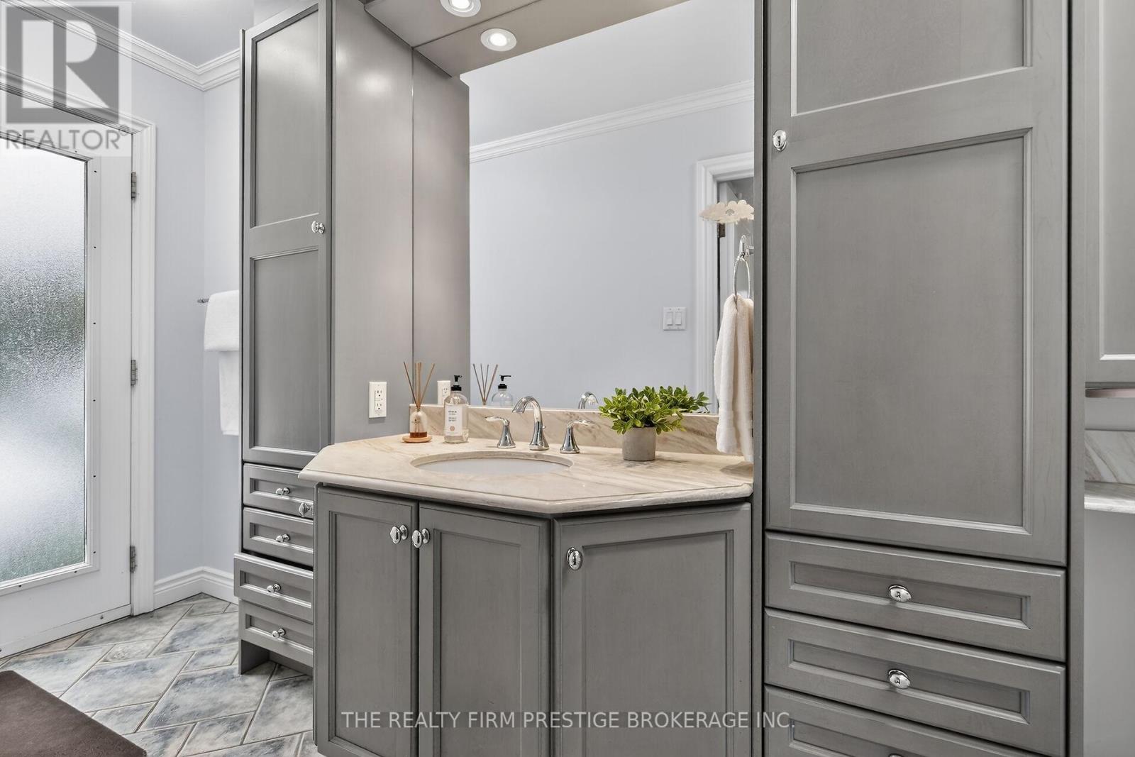 1597 Ryersie Road, London North, Ontario  N6G 2S2 - Photo 27 - X12811334