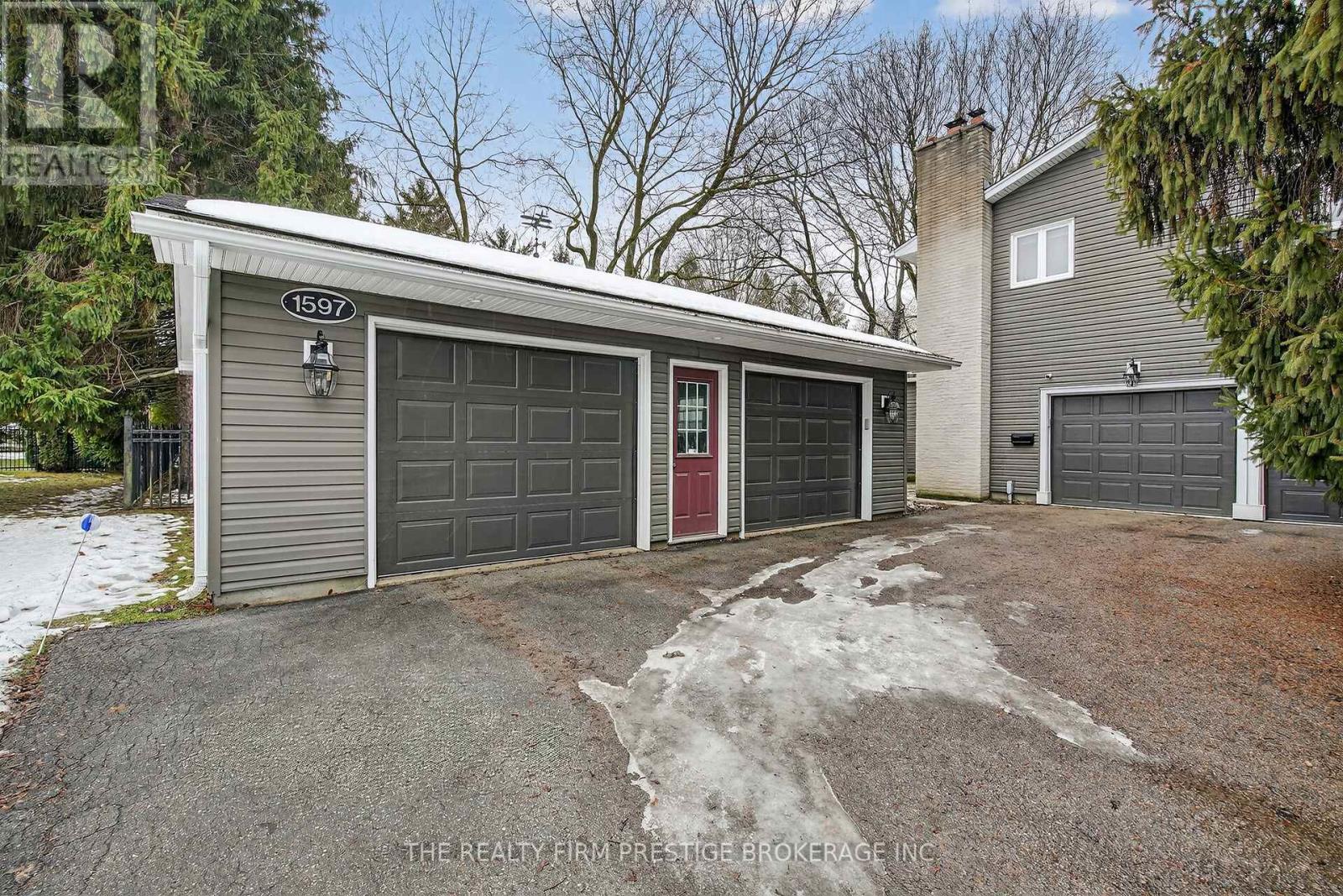 1597 Ryersie Road, London North, Ontario  N6G 2S2 - Photo 4 - X12811334