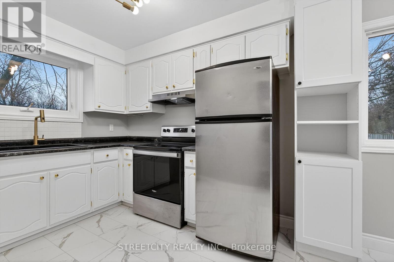 137 Monmore Road, London North, Ontario  N6G 2W7 - Photo 12 - X12811408