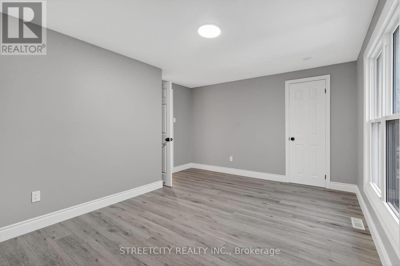 137 Monmore Road, London North, Ontario  N6G 2W7 - Photo 14 - X12811418