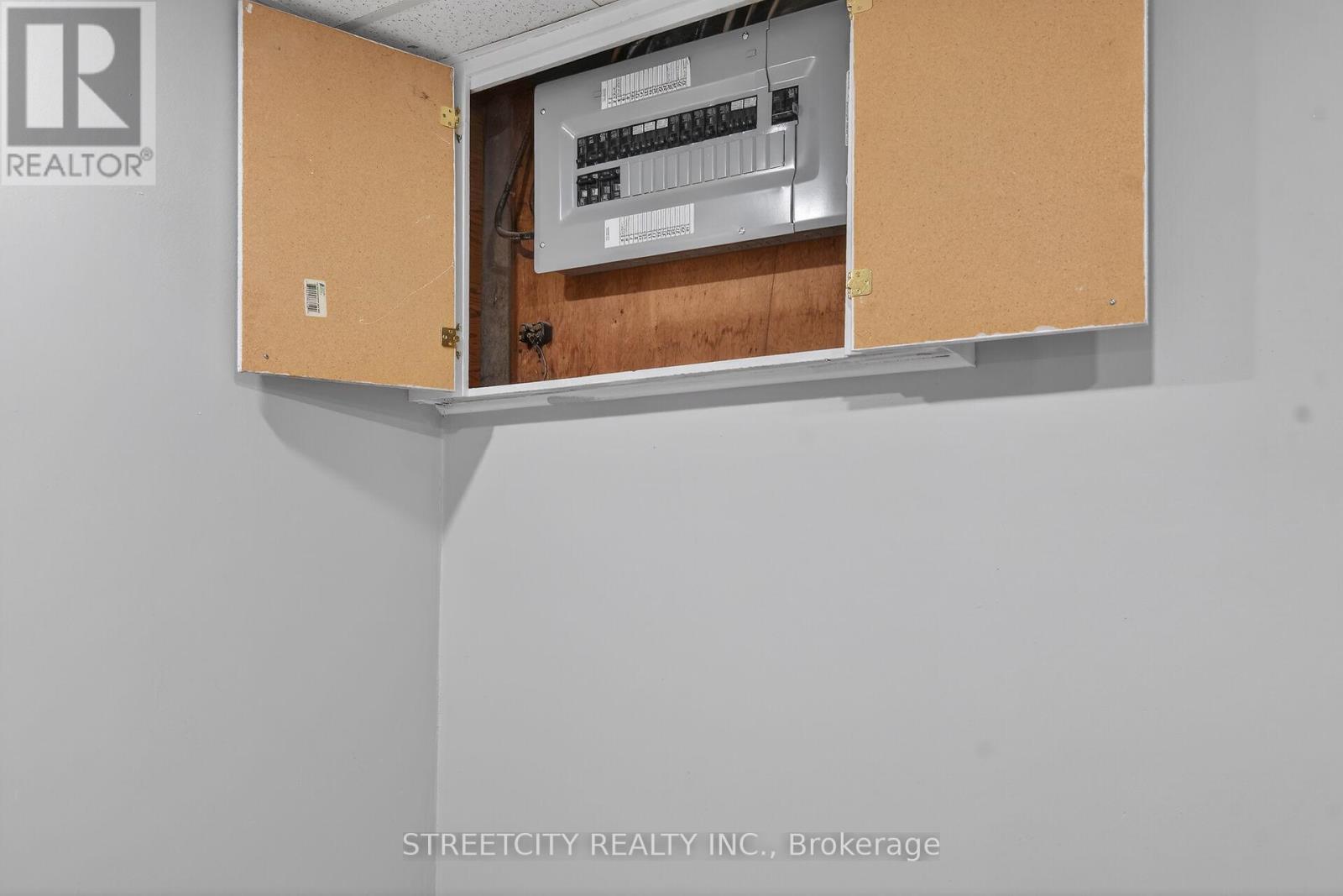 137 Monmore Road, London North, Ontario  N6G 2W7 - Photo 22 - X12811418