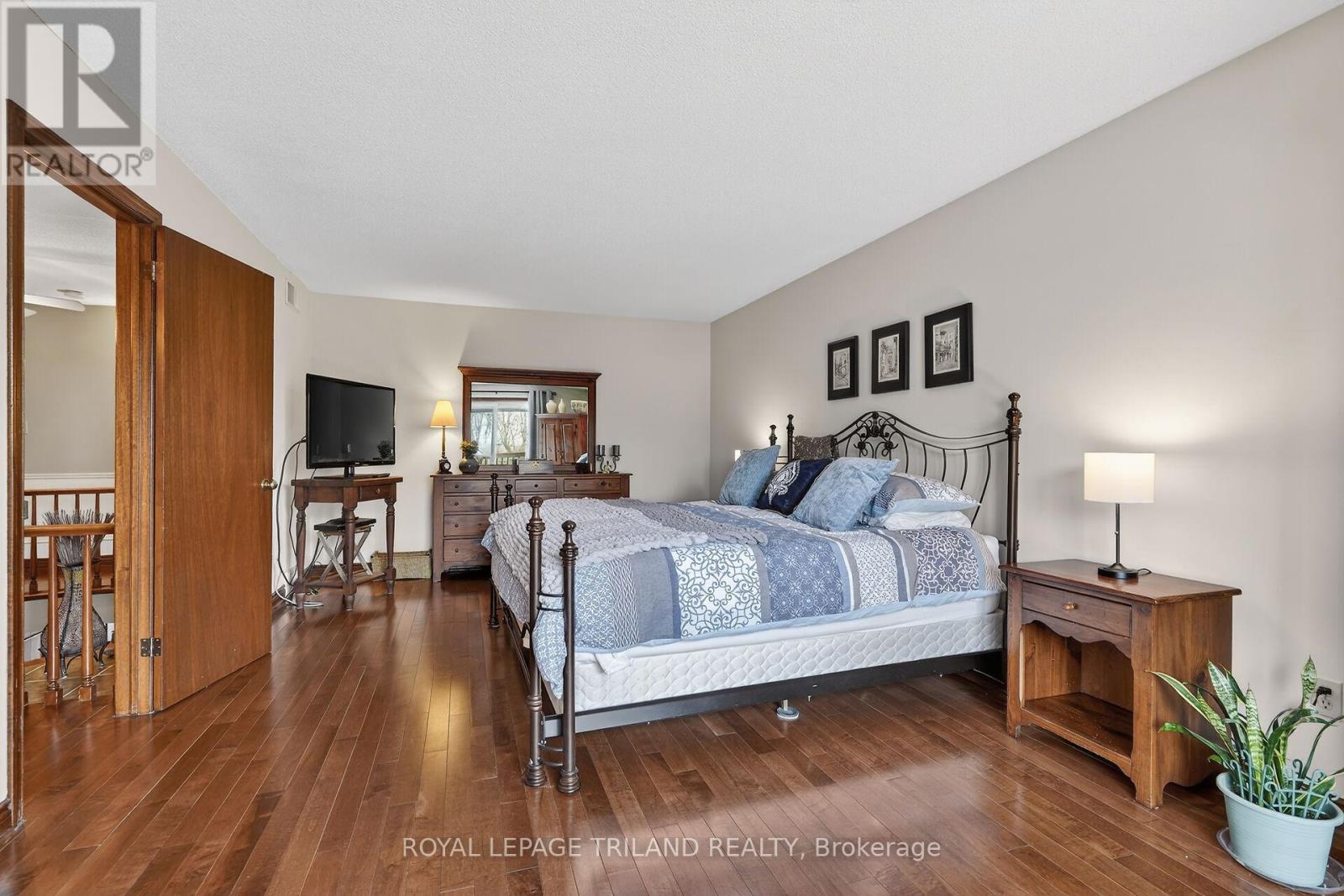 126 Somerset Road, London South, Ontario  N6K 3M8 - Photo 25 - X12811582