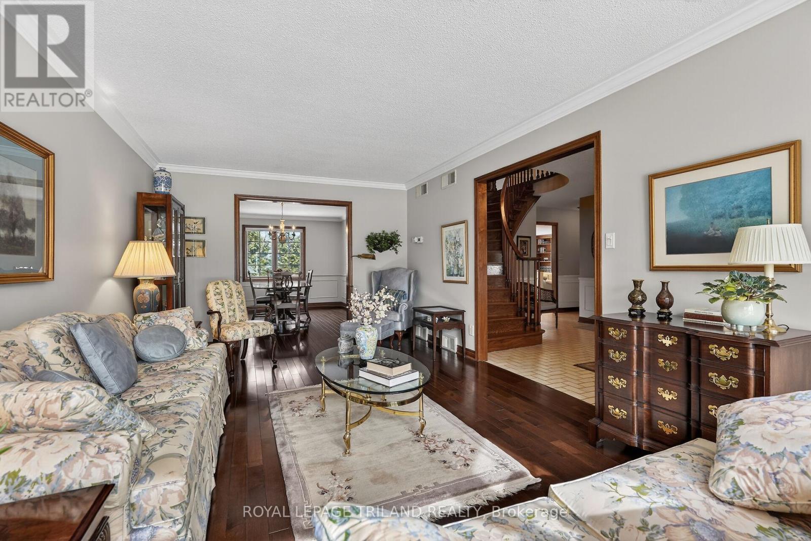 126 Somerset Road, London South, Ontario  N6K 3M8 - Photo 9 - X12811582