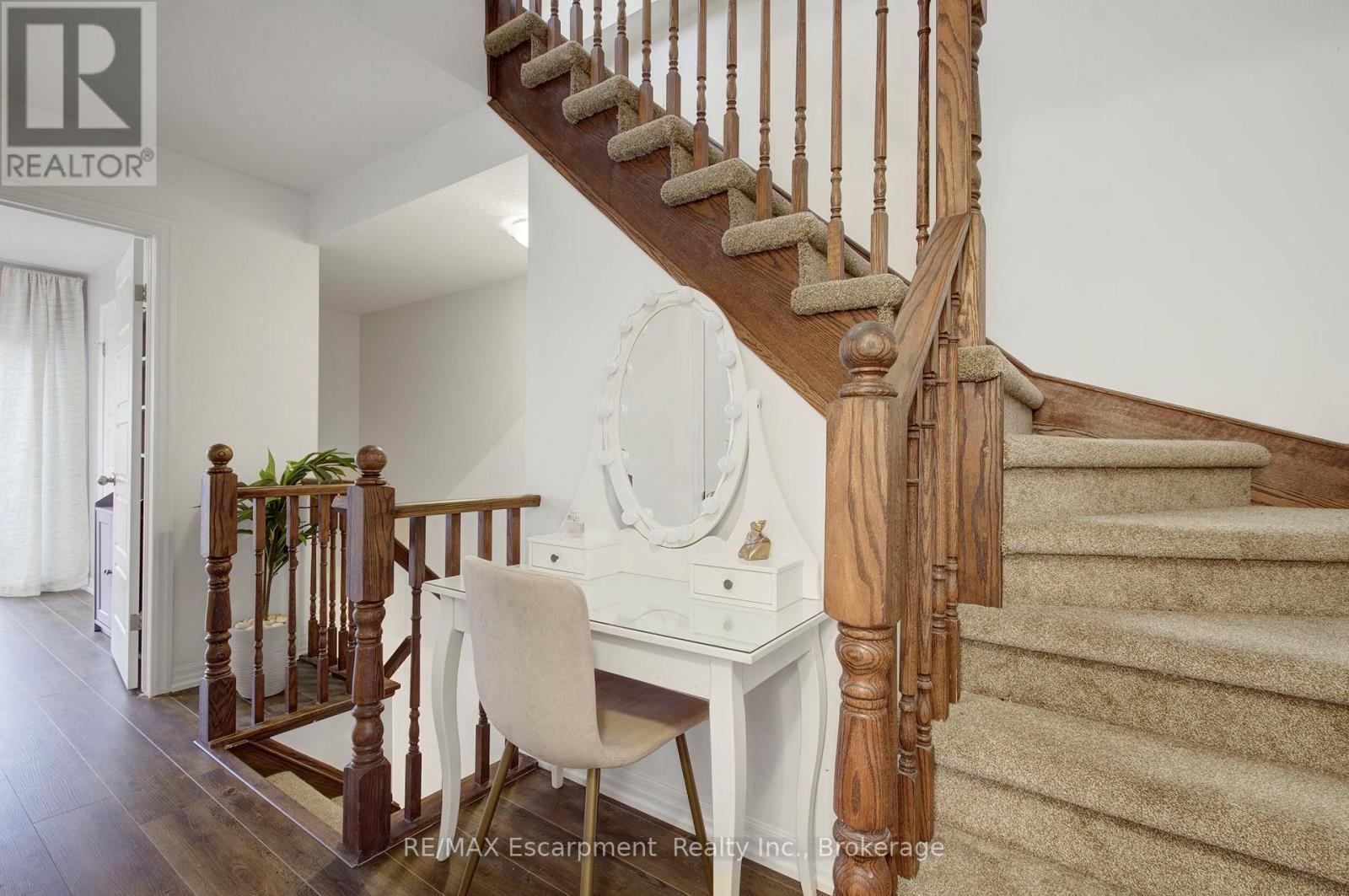 46 - 70 Plains Road W, Burlington, Ontario  L7T 1E8 - Photo 38 - W12811560