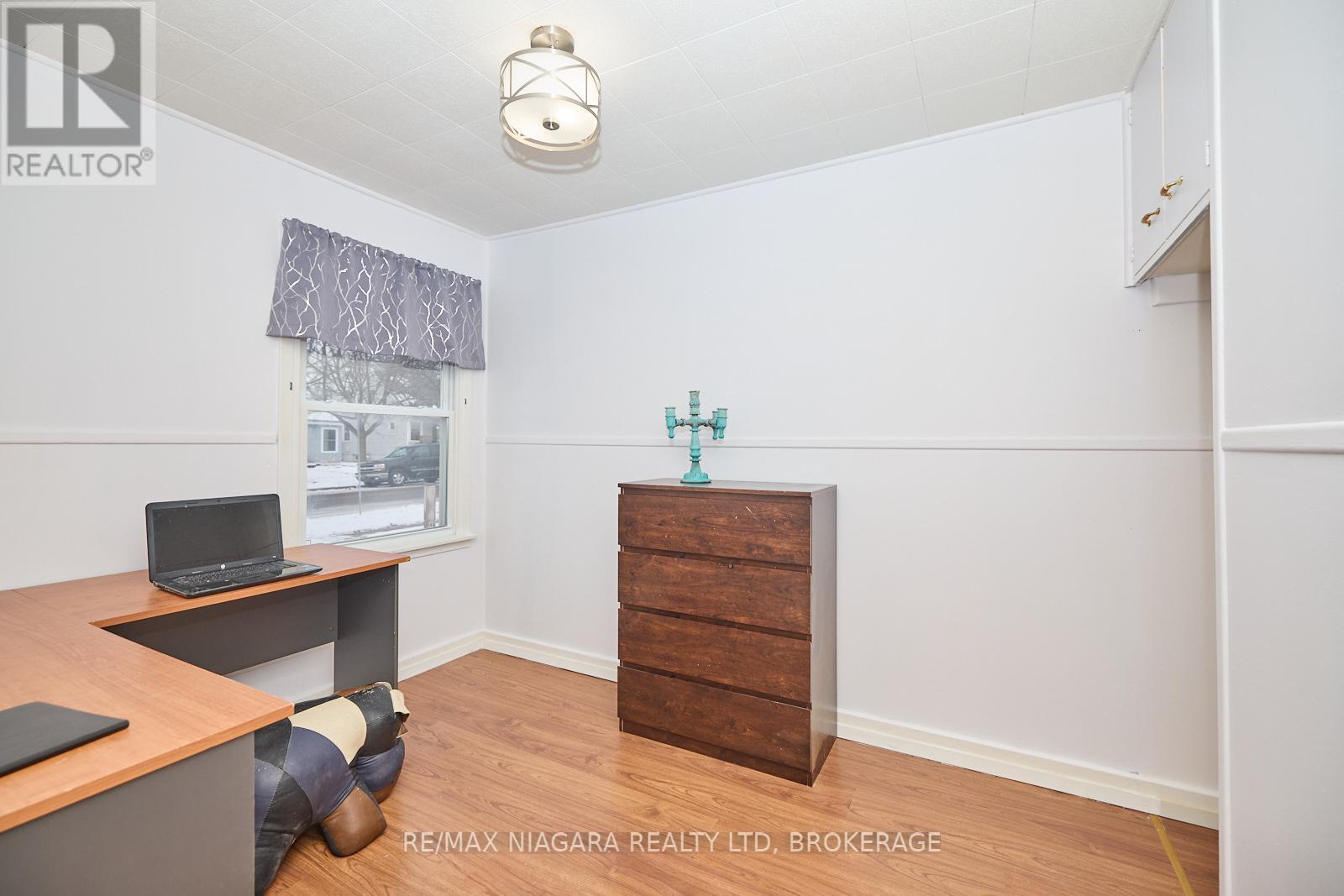 60 Dunkirk Road, Welland, Ontario  L3B 2N6 - Photo 8 - X12810614