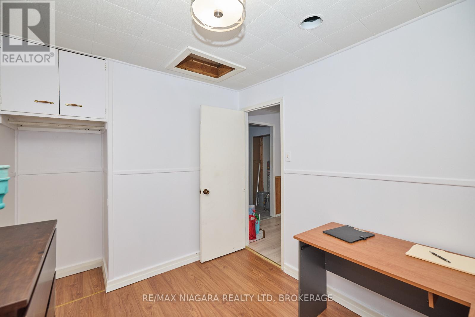 60 Dunkirk Road, Welland, Ontario  L3B 2N6 - Photo 11 - X12810614