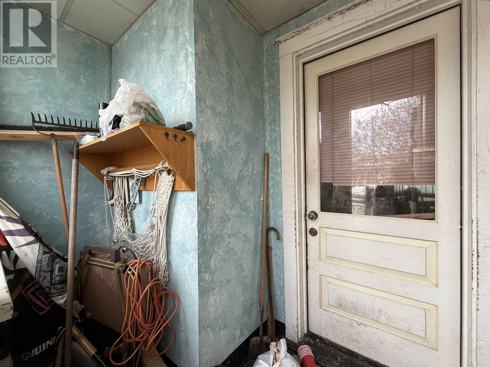 327 Robertson St, Thunder Bay, Ontario  P7C 2P1 - Photo 9 - TB253602