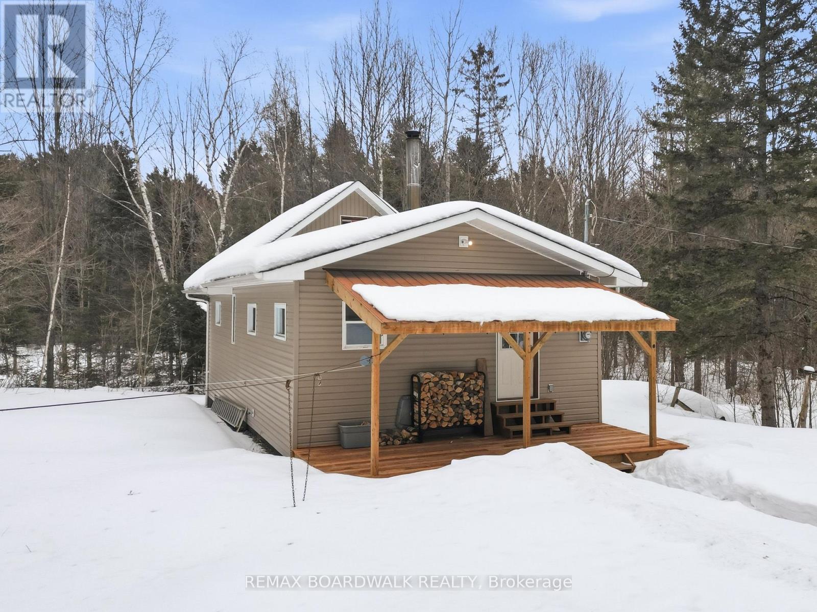 1826 SUGAR BUSH WAY, Lanark Highlands, Ontario