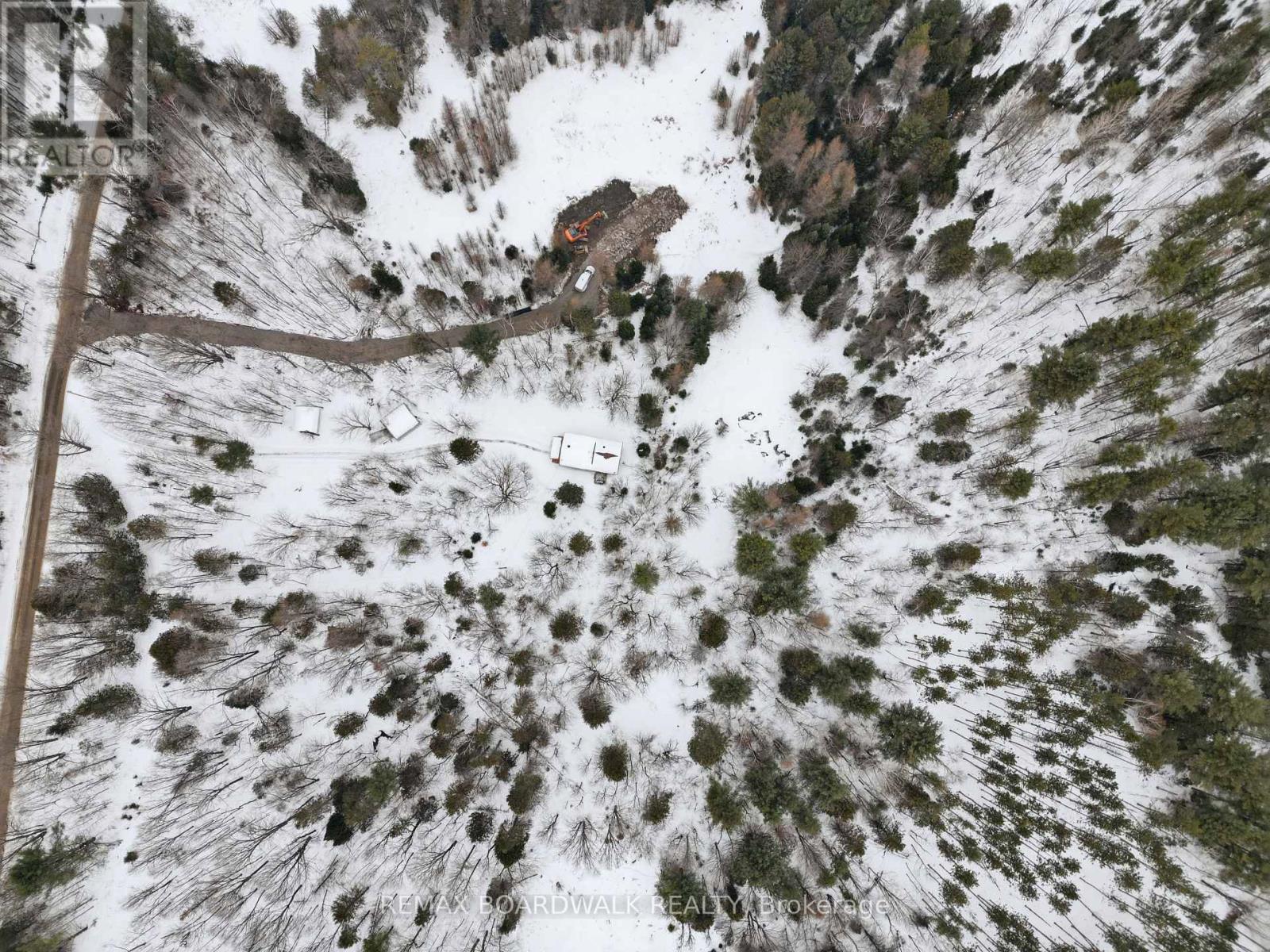 1826 Sugar Bush Way, Lanark Highlands, Ontario  K0G 1K0 - Photo 21 - X12811356