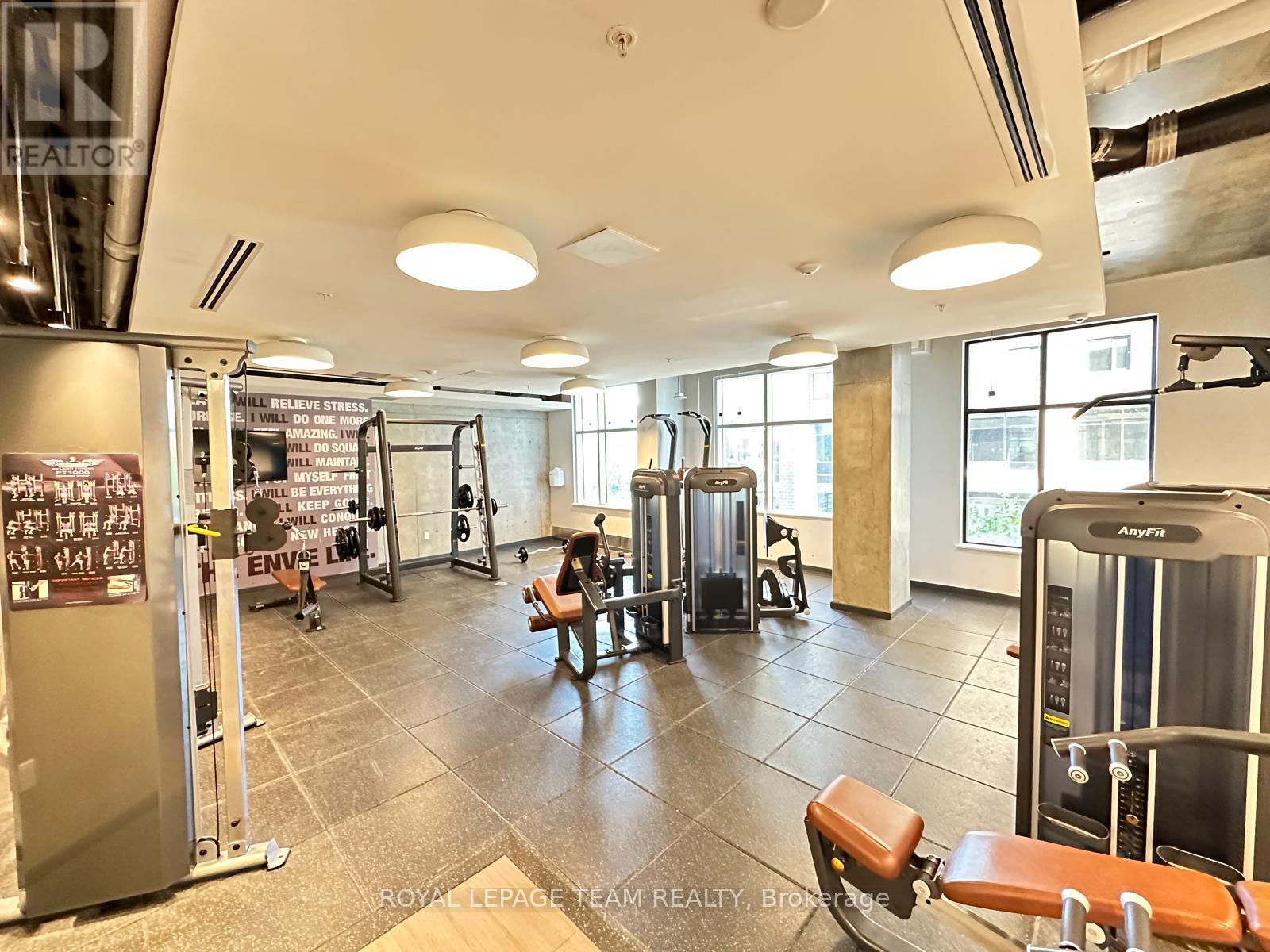 2201a - 105 Champagne Avenue S, Ottawa, Ontario  K1S 4P3 - Photo 17 - X12811388