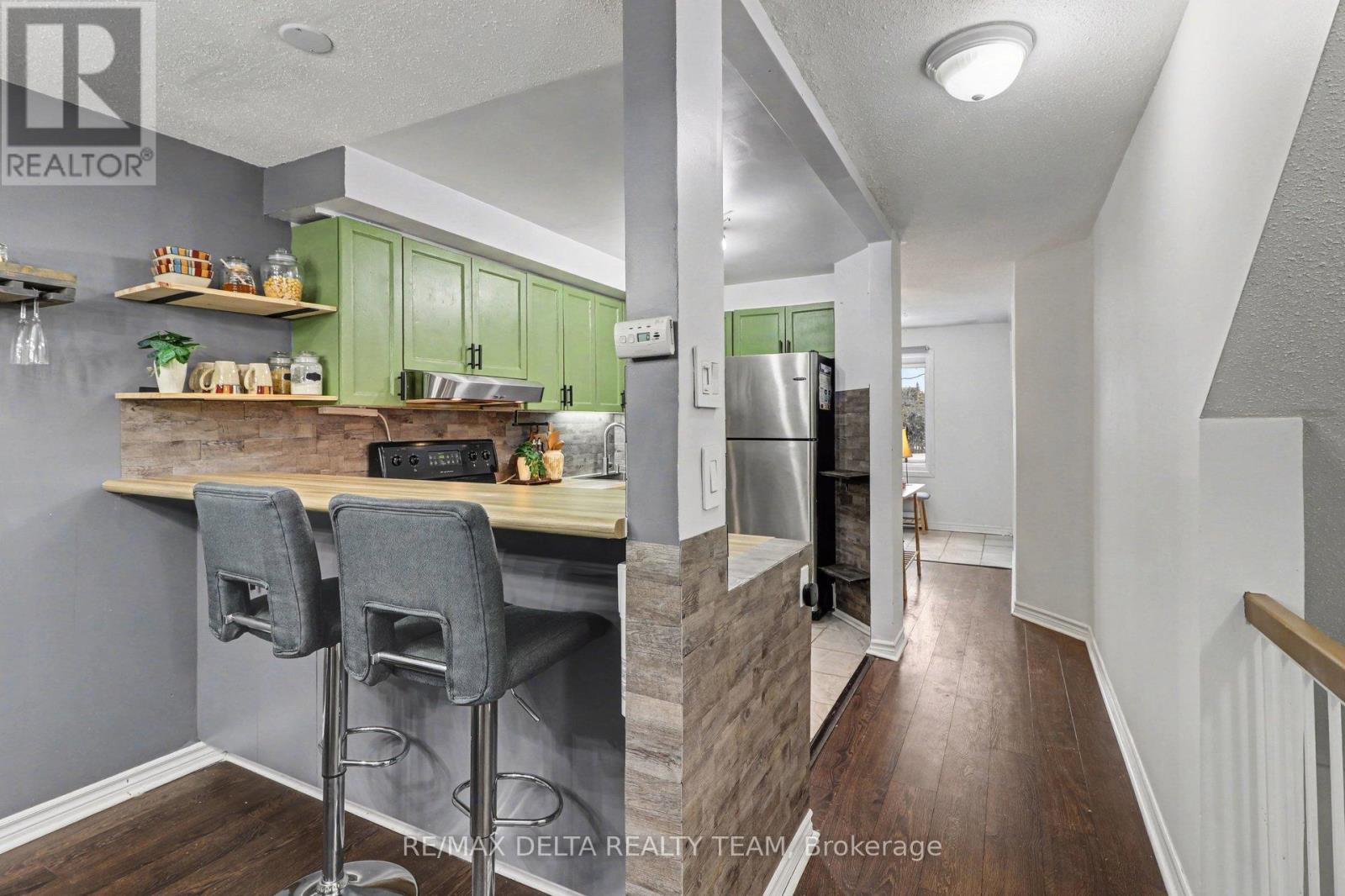 A - 6704 Jeanne D'arc Boulevard, Ottawa, Ontario  K1C 6E9 - Photo 14 - X12811464