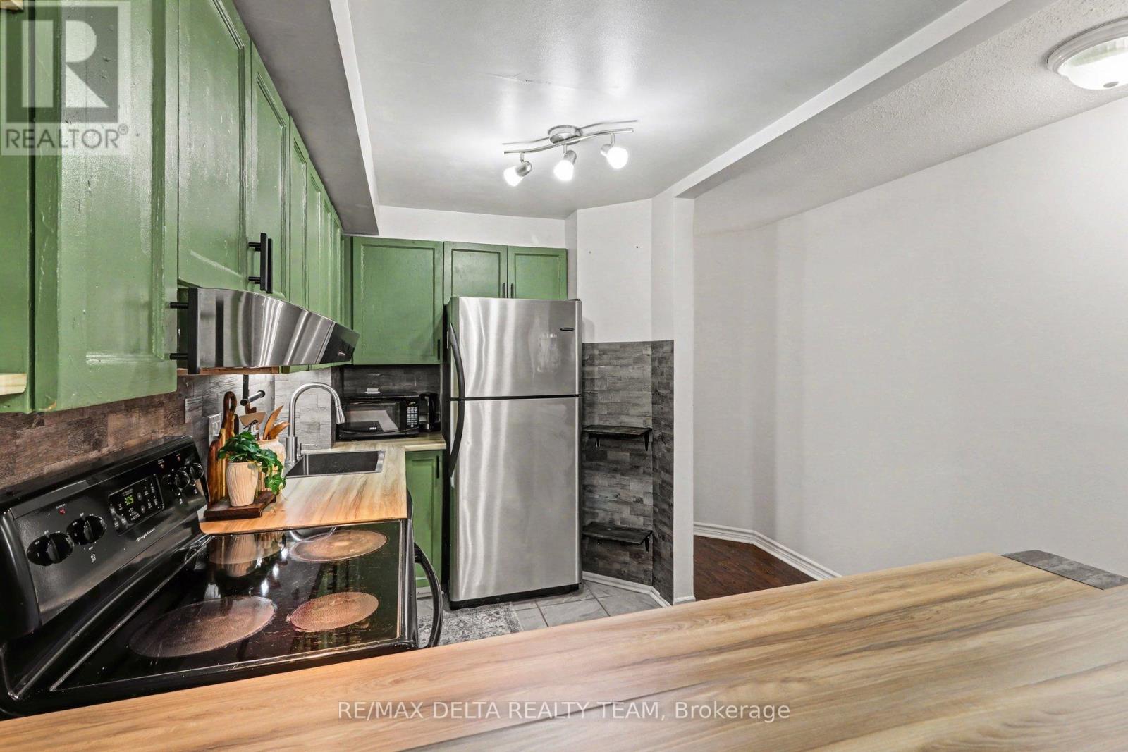 A - 6704 Jeanne D'arc Boulevard, Ottawa, Ontario  K1C 6E9 - Photo 15 - X12811464