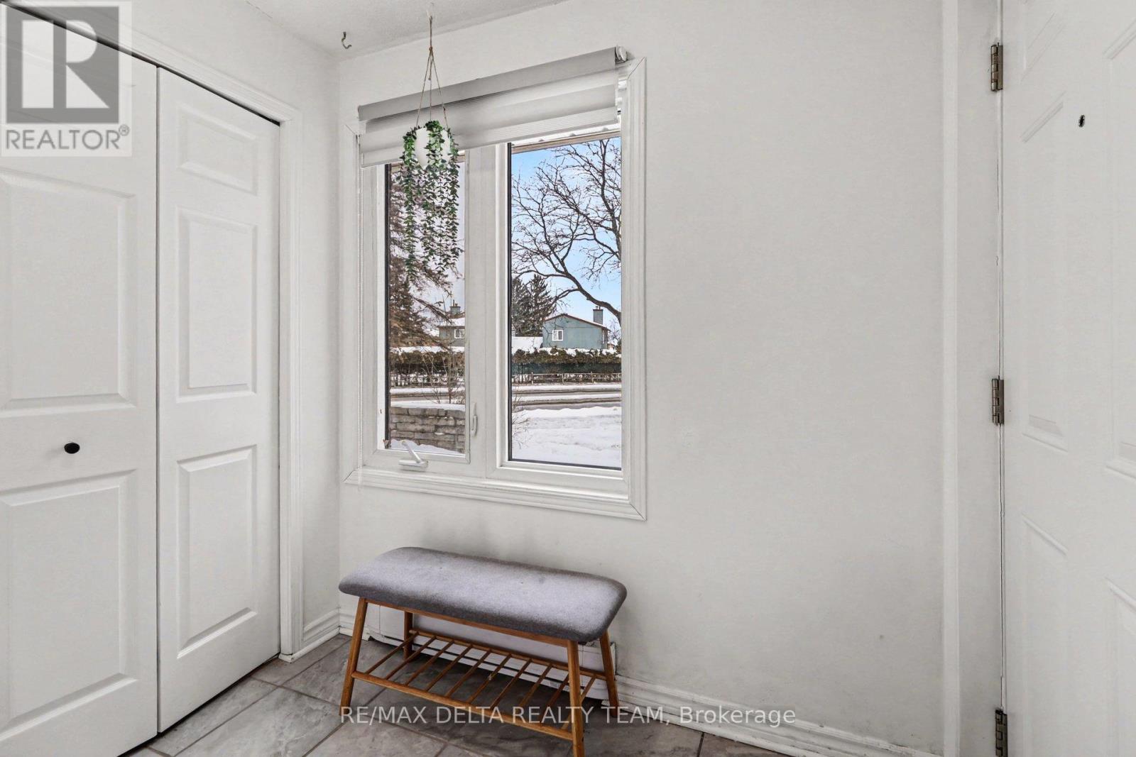 A - 6704 Jeanne D'arc Boulevard, Ottawa, Ontario  K1C 6E9 - Photo 5 - X12811464