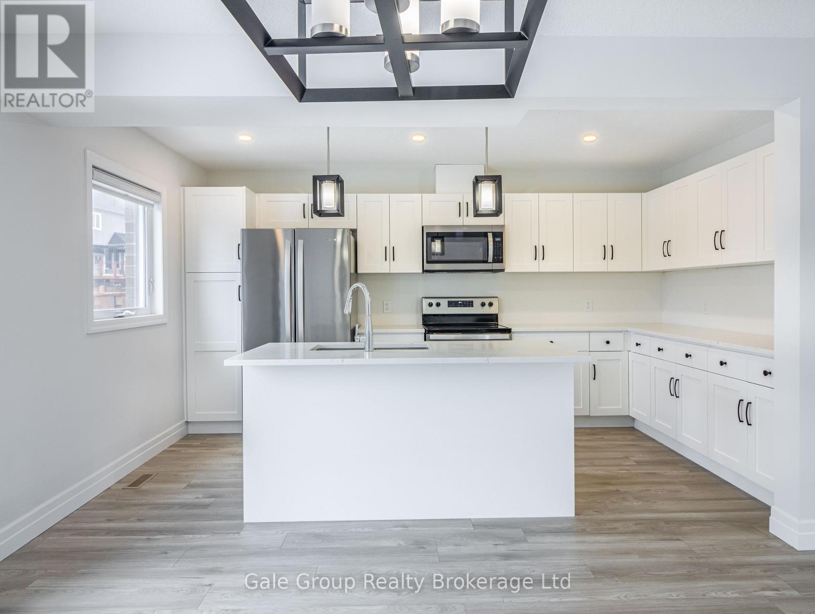 7 - 261 Pittock Park Road, Woodstock, Ontario  N4S 7W2 - Photo 4 - X12811580