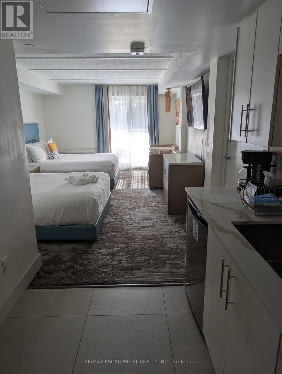 4403 & 4405 - 9 Harbour Street, Collingwood, Ontario  L9Y 5B5 - Photo 7 - S12808018