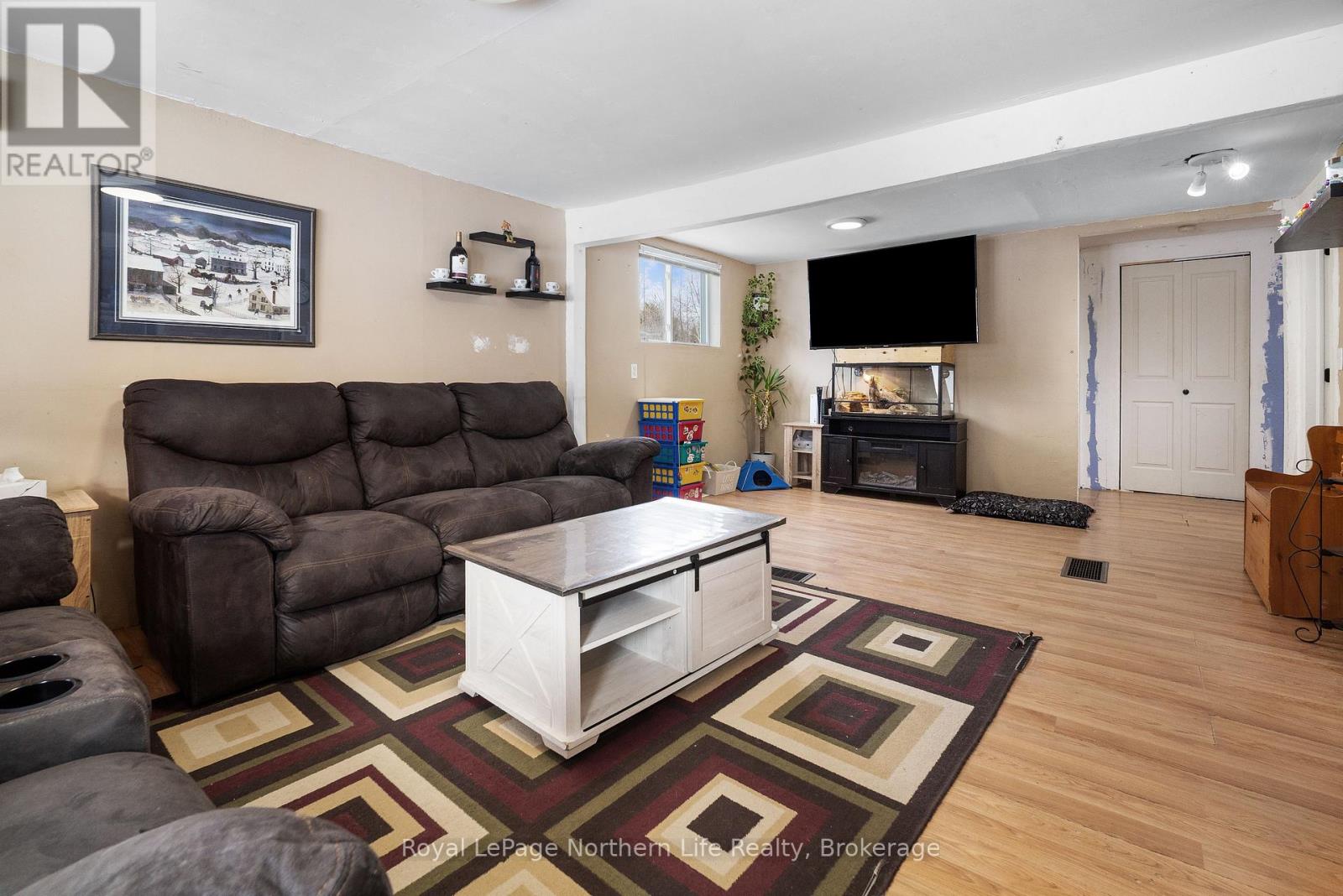 294 Mountain Road, Callander, Ontario  P0H 1H0 - Photo 6 - X12811496