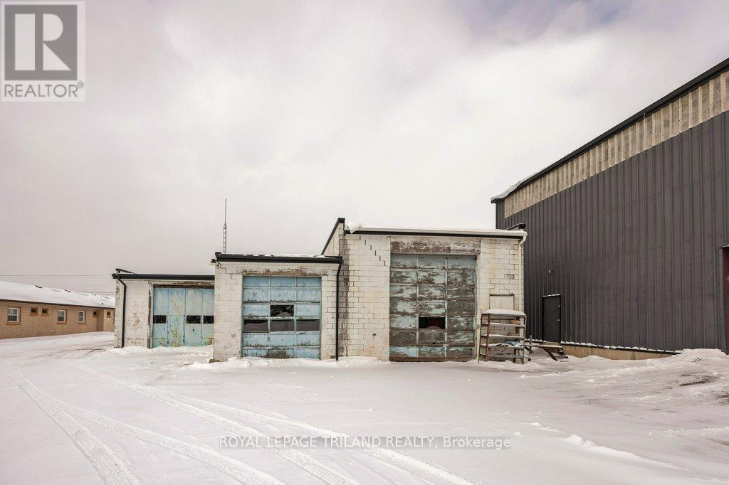 1212-1214-1218 Talbot Street, St. Thomas, Ontario  N5P 1G7 - Photo 42 - X12743118