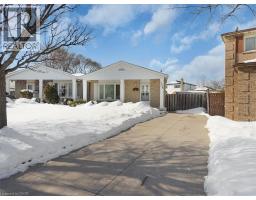 126 GARDEN Crescent, Hamilton, Ontario