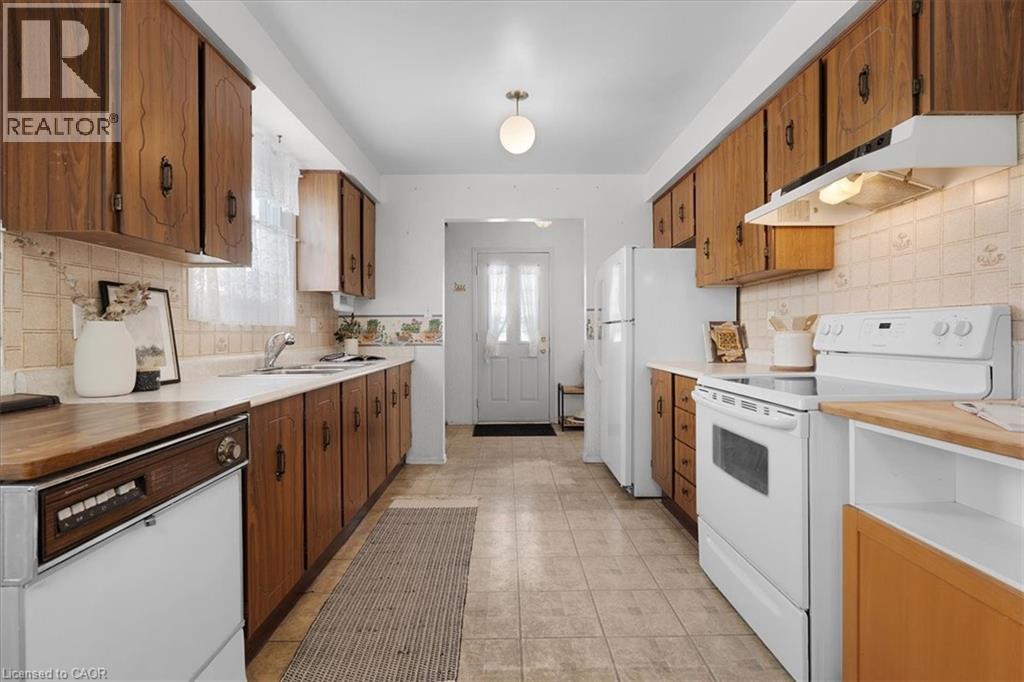 126 Garden Crescent, Hamilton, Ontario  L8V 4T4 - Photo 14 - 40805614