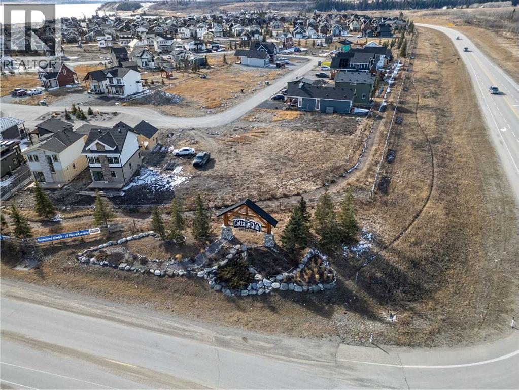 423 Cottageclub Cove, Rural Rocky View County, Alberta  T4C 1B1 - Photo 17 - A2286342