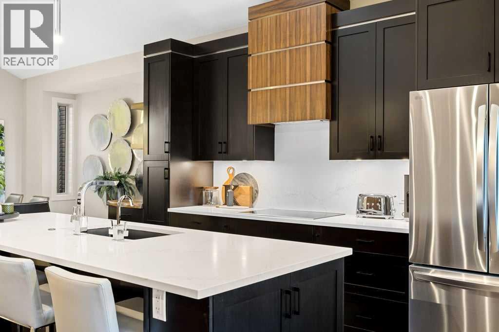 15 Cortina Villas Sw, Calgary, Alberta  T3H 0W8 - Photo 10 - A2286681