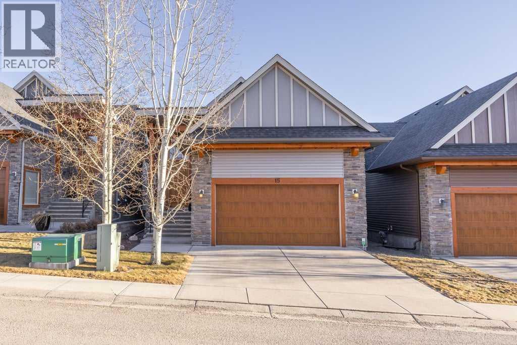 15 Cortina Villas Sw, Calgary, Alberta  T3H 0W8 - Photo 1 - A2286681