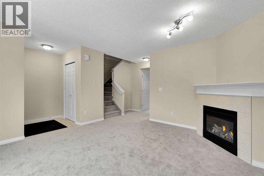 34 Royal Birch Villas Nw, Calgary, Alberta  T3G 5V2 - Photo 10 - A2287133