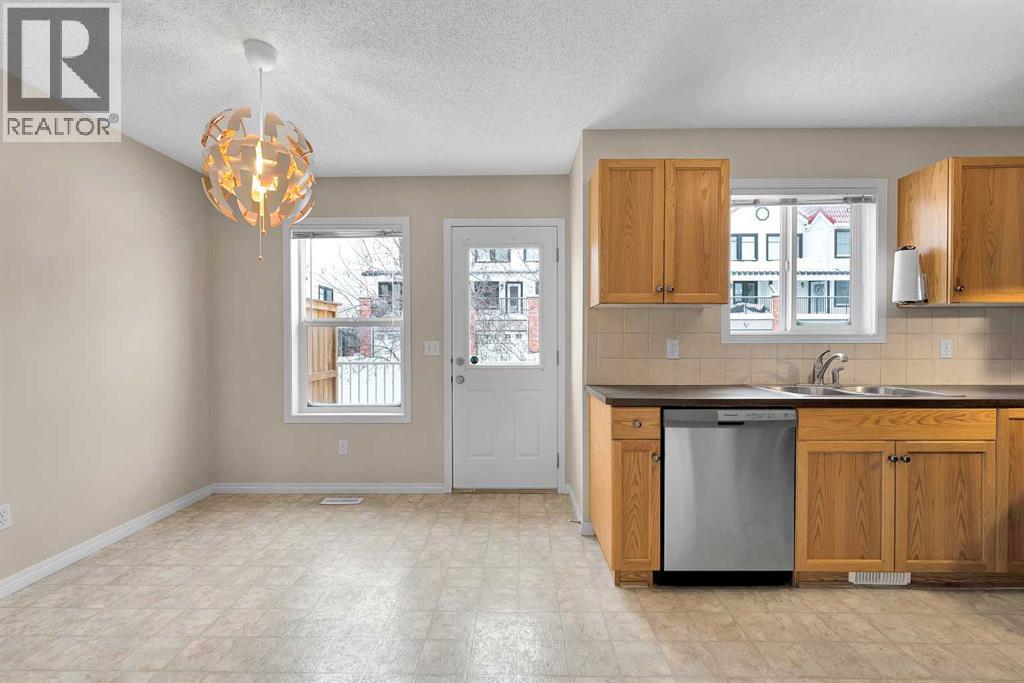 34 Royal Birch Villas Nw, Calgary, Alberta  T3G 5V2 - Photo 19 - A2287133