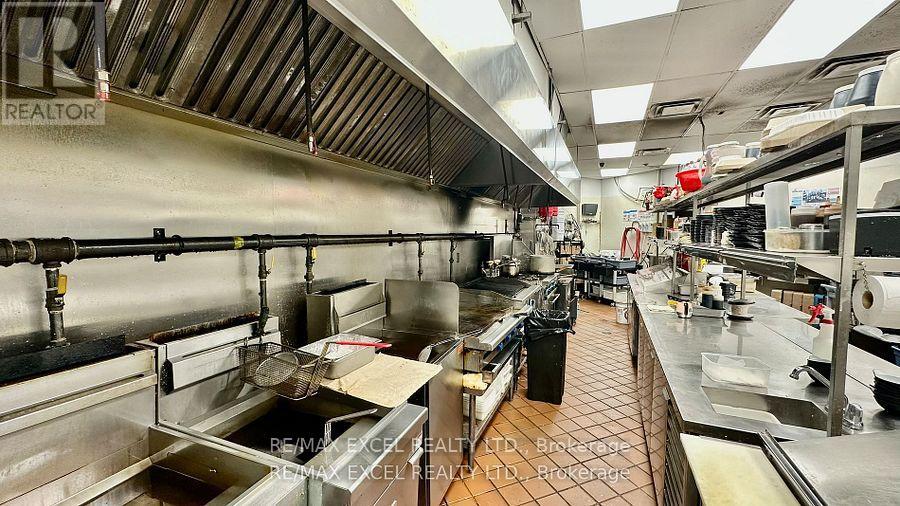 9 - 747 Don Mills Road, Toronto, Ontario  M3C 1T2 - Photo 13 - C12811326