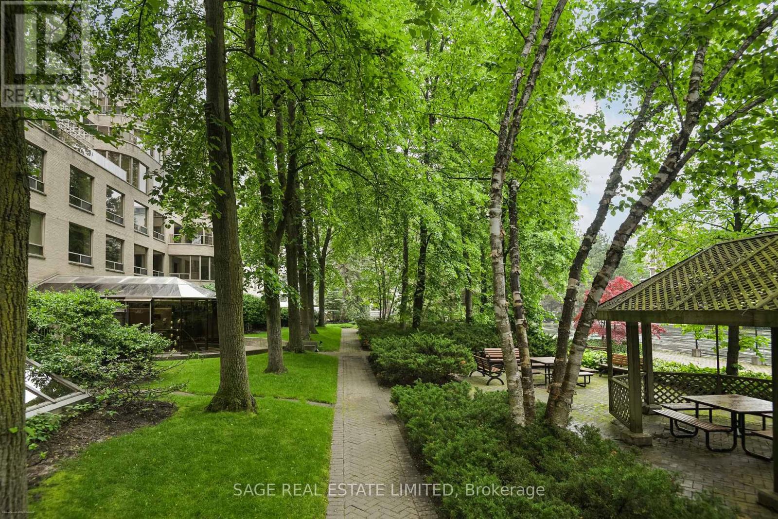 207 - 1177 Yonge Street, Toronto, Ontario  M4T 2Y4 - Photo 34 - C12811346