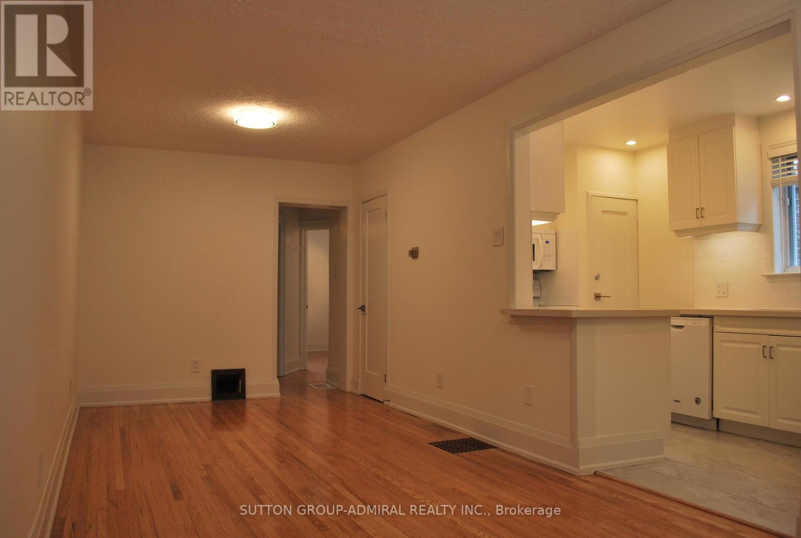 89 Rumsey Road, Toronto (Leaside), Ontario  M4G 1P1 - Photo 15 - C12811358